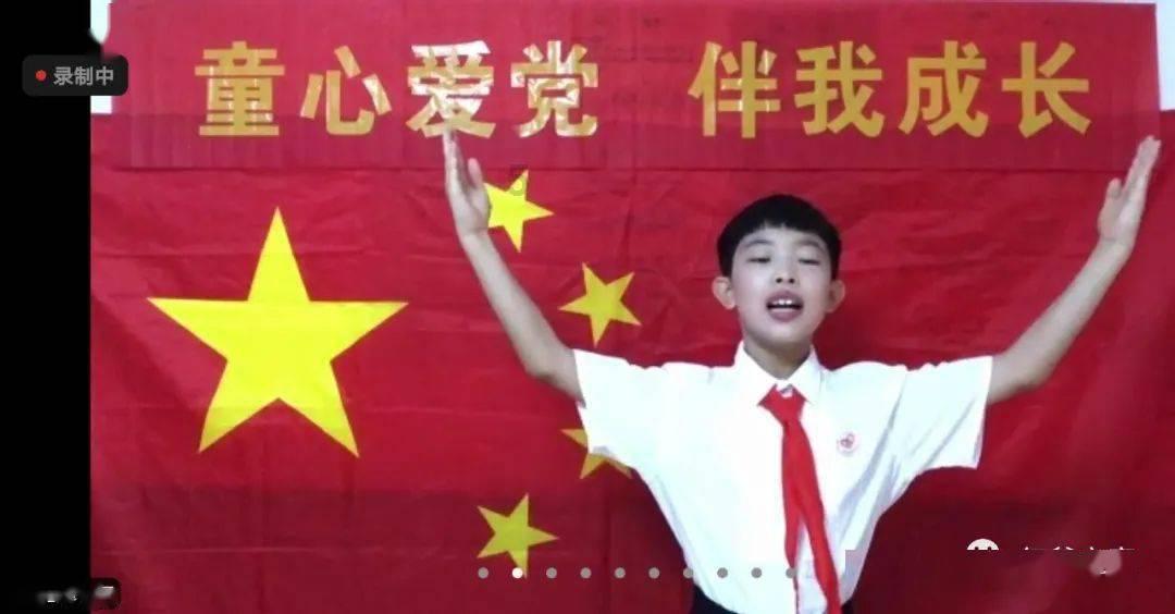 可爱猴子装扮
